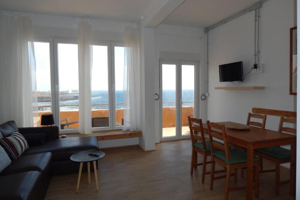טלדה Big, Large Cozy Apartment With Sea View Ask For Additional Bedroom As An Extra Option מראה חיצוני תמונה